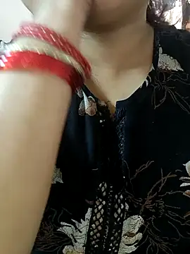 Snapshot of cuteyqueen chatting on 19, 1, 2025 cuteyqueen online show from 19, 1, 2025