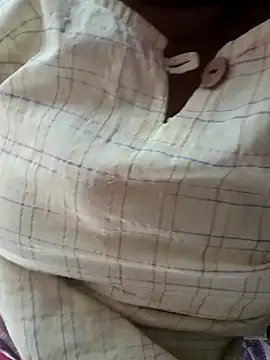 Snapshot of cuteyqueen chatting on 6, 2, 2025 cuteyqueen online show from 6, 2, 2025