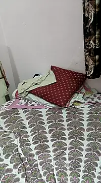 Snapshot of cuteyqueen chatting on 10, 3, 2025 cuteyqueen online show from 10, 3, 2025