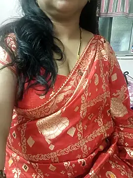 Snapshot of cuteyqueen chatting on 1, 10, 2025 cuteyqueen online show from 1, 10, 2025