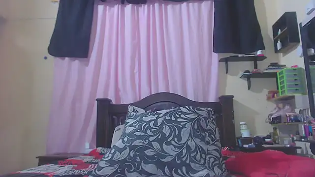 Snapshot of Karina_Molina chatting on 9, 12, 2024 Karina Molina online show from 9, 12, 2024