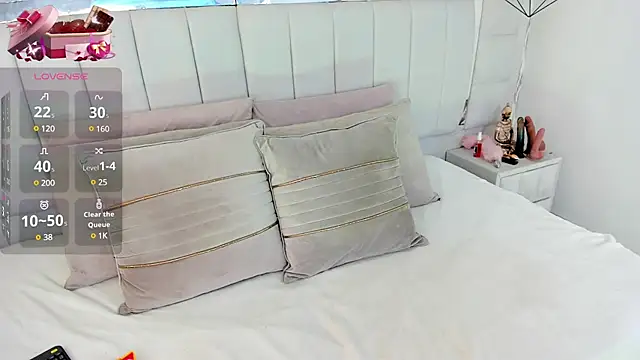 Snapshot of 1m_dalhia chatting on 5, 3, 2025 1m dalhia online show from 5, 3, 2025