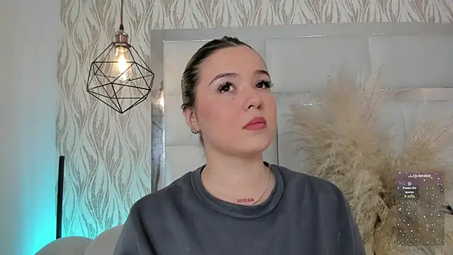 Snapshot of 1m_dalhia chatting on 3, 12, 2025 1m dalhia online show from 3, 12, 2025