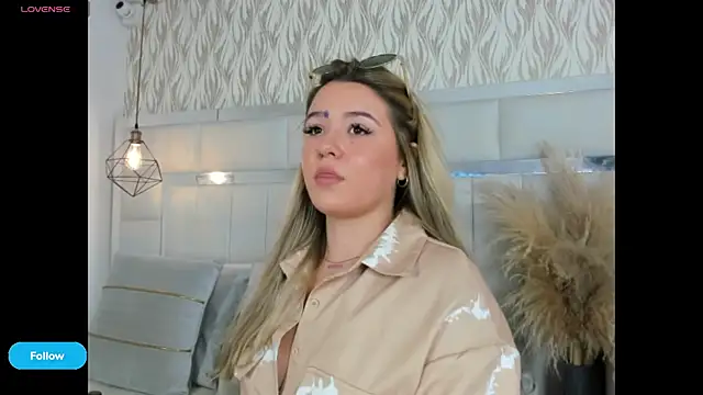 Snapshot of 1m_dalhia chatting on 13, 12, 2025 1m dalhia online show from 13, 12, 2025