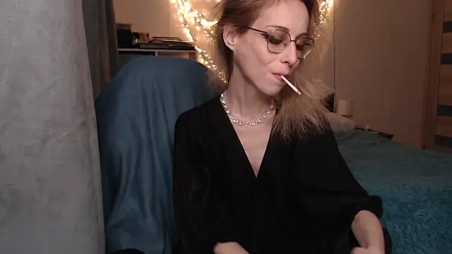 Snapshot of amber_quell_here chatting on 2, 3, 2025 amber quell here online show from 2, 3, 2025