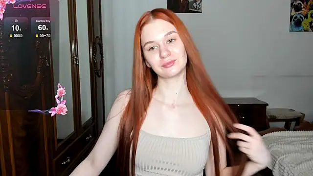 Snapshot of EmilySoul chatting on 7, 2, 2025 EmilySoul online show from 7, 2, 2025
