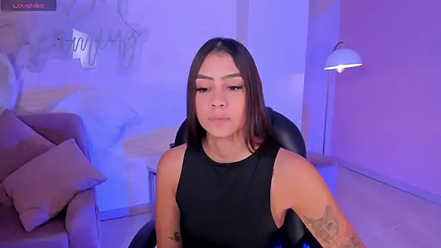 Snapshot of AllyJensen chatting on 9, 2, 2025 AllyJensen online show from 9, 2, 2025
