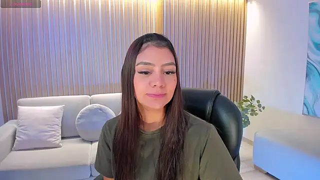 Snapshot of AllyJensen chatting on 2, 3, 2025 AllyJensen online show from 2, 3, 2025