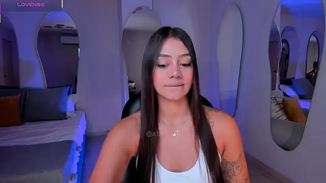 Snapshot of AllyJensen chatting on 27, 11, 2025 AllyJensen online show from 27, 11, 2025