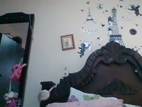 trianabell online show from 28, 2, 2025