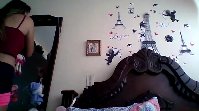 trianabell online show from 4, 10, 2025