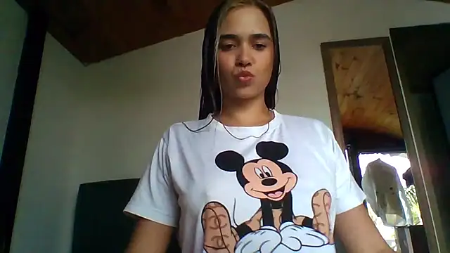 trianabell online show from 4, 12, 2025