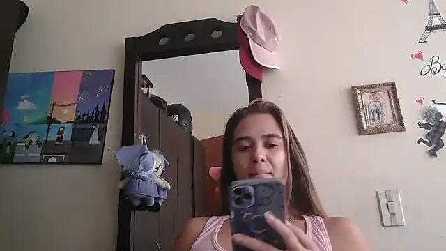 Snapshot of trianabell chatting on 14, 5, 2026 trianabell online show from 14, 5, 2026