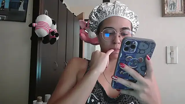 Snapshot of trianabell chatting on 28, 5, 2026 trianabell online show from 28, 5, 2026