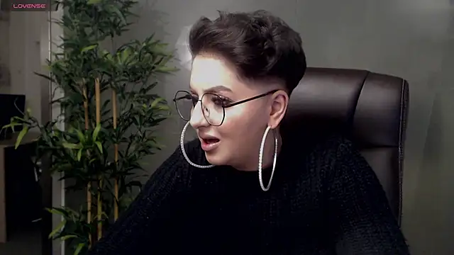 BustyAllyy online show from 2, 2, 2025