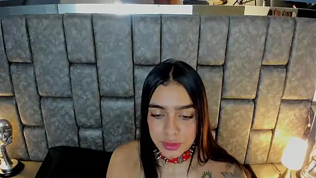 Snapshot of Foxy_Assh_ chatting on 18, 2, 2025 Foxy Assh online show from 18, 2, 2025