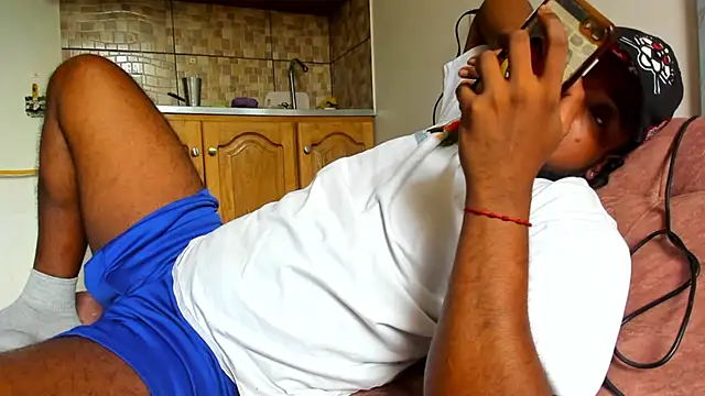 Snapshot of gavi_19cm chatting on 16, 3, 2025 gavi 19cm online show from 16, 3, 2025