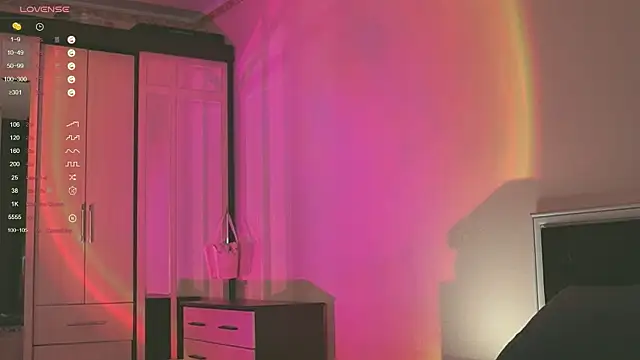 Snapshot of Polusladkoye chatting on 15, 1, 2025 Polusladkoye online show from 15, 1, 2025