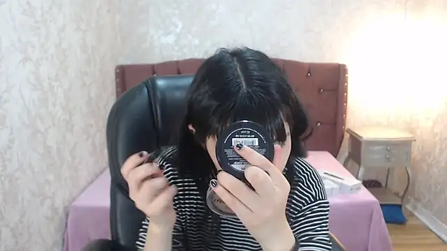 charlottemoonxz online show from 3, 2, 2025