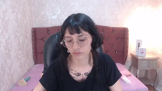 charlottemoonxz online show from 13, 3, 2025