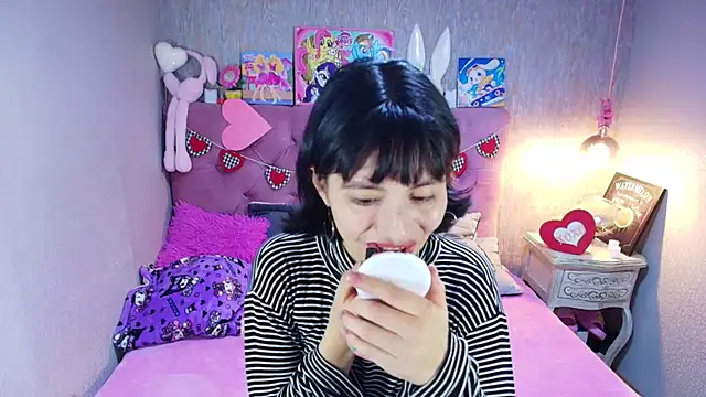 charlottemoonxz online show from 15, 2, 2026