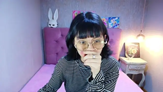 Snapshot of charlottemoonxz chatting on 23, 6, 2026 charlottemoonxz online show from 23, 6, 2026
