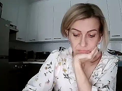 Snapshot of anechka1 chatting on 9, 12, 2024 anechka1 online show from 9, 12, 2024