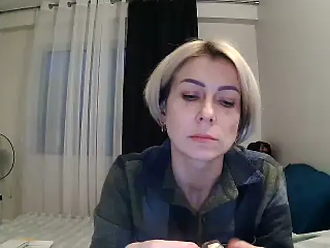 Snapshot of anechka1 chatting on 30, 12, 2024 anechka1 online show from 30, 12, 2024