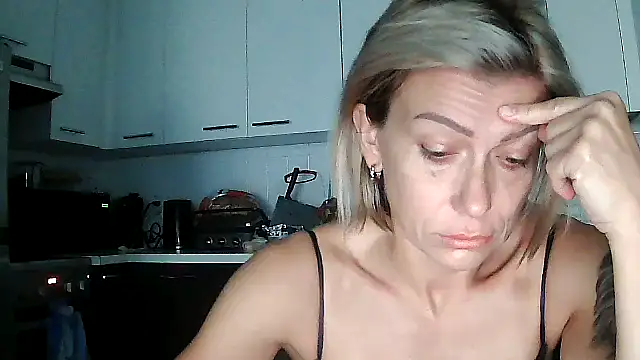 Snapshot of anechka1 chatting on 17, 9, 2025 anechka1 online show from 17, 9, 2025