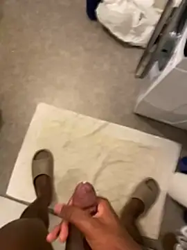 Snapshot of damien954 chatting on 12, 1, 2026 damien954 online show from 12, 1, 2026