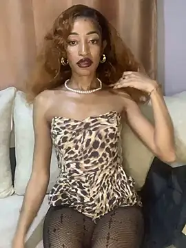 Snapshot of GoddessVee chatting on 29, 12, 2024 GoddessVee online show from 29, 12, 2024