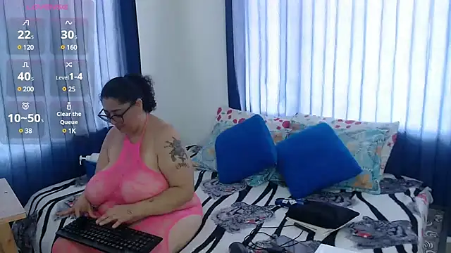 Snapshot of bubis_laru53 chatting on 10, 1, 2025 bubis laru53 online show from 10, 1, 2025