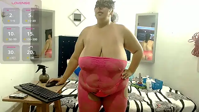 Snapshot of bubis_laru53 chatting on 24, 9, 2025 bubis laru53 online show from 24, 9, 2025