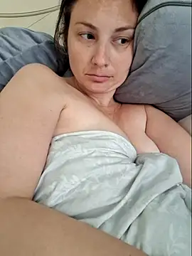 MilfyMrsRobinson online show from 14, 3, 2025