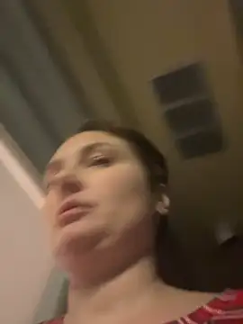 MilfyMrsRobinson online show from 15, 2, 2026