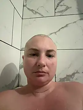 MilfyMrsRobinson online show from 26, 4, 2026