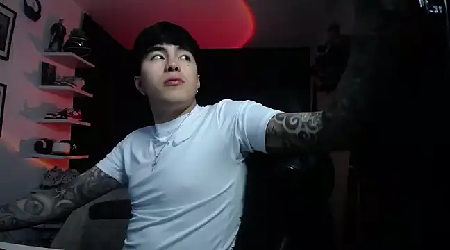 Snapshot of jung_dragon chatting on 7, 12, 2024 jung dragon online show from 7, 12, 2024