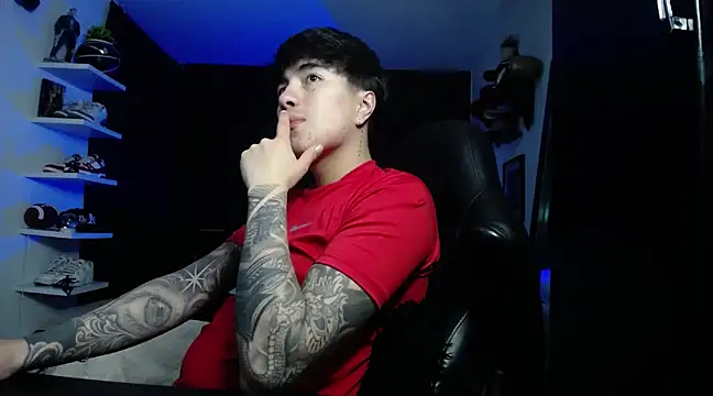 Snapshot of jung_dragon chatting on 5, 1, 2025 jung dragon online show from 5, 1, 2025