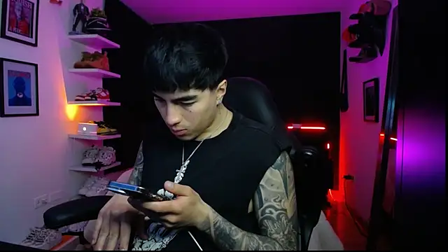 Snapshot of jung_dragon chatting on 14, 9, 2025 jung dragon online show from 14, 9, 2025