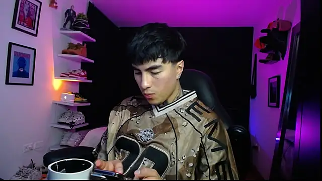 Snapshot of jung_dragon chatting on 26, 9, 2025 jung dragon online show from 26, 9, 2025