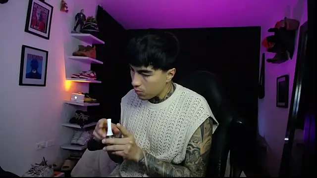 Snapshot of jung_dragon chatting on 27, 9, 2025 jung dragon online show from 27, 9, 2025