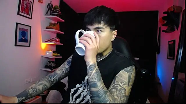 Snapshot of jung_dragon chatting on 28, 9, 2025 jung dragon online show from 28, 9, 2025