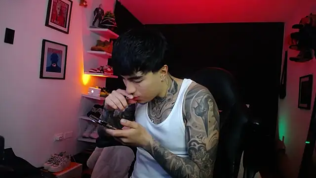 Snapshot of jung_dragon chatting on 5, 10, 2025 jung dragon online show from 5, 10, 2025