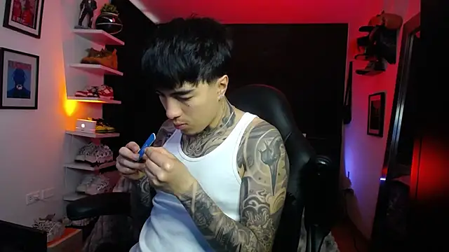 Snapshot of jung_dragon chatting on 11, 10, 2025 jung dragon online show from 11, 10, 2025