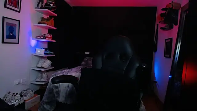 Snapshot of jung_dragon chatting on 23, 10, 2025 jung dragon online show from 23, 10, 2025