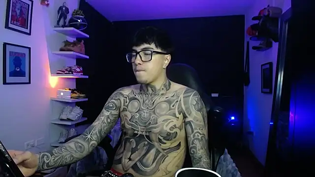 Snapshot of jung_dragon chatting on 25, 10, 2025 jung dragon online show from 25, 10, 2025