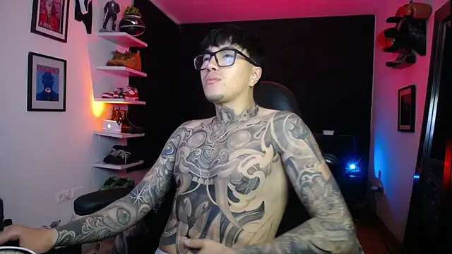 Snapshot of jung_dragon chatting on 6, 11, 2025 jung dragon online show from 6, 11, 2025