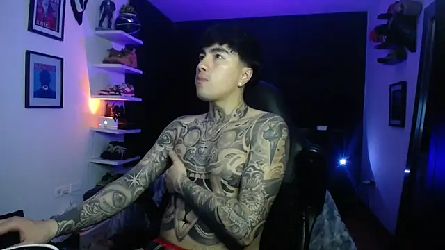 Snapshot of jung_dragon chatting on 12, 11, 2025 jung dragon online show from 12, 11, 2025