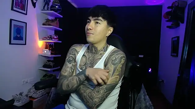 Snapshot of jung_dragon chatting on 13, 11, 2025 jung dragon online show from 13, 11, 2025