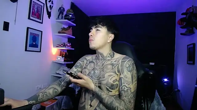 Snapshot of jung_dragon chatting on 28, 11, 2025 jung dragon online show from 28, 11, 2025